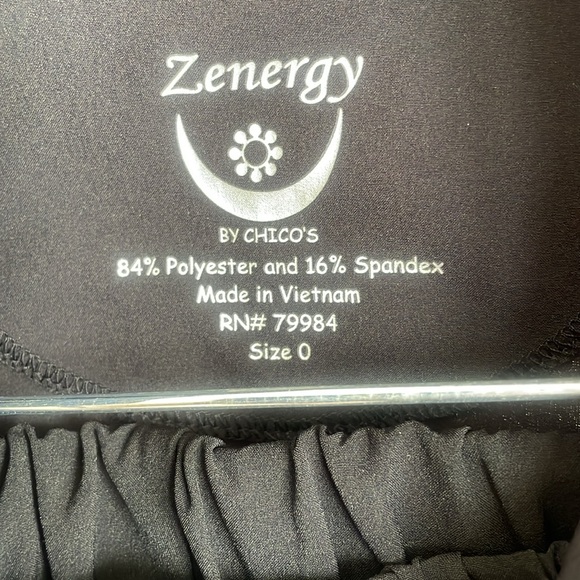 ZENERGY 2 PC BLACK TRAVEL SET - Picture 7 of 12